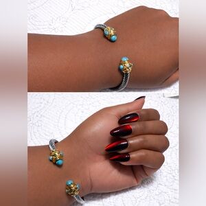 Gold and Turquoise Women's Bracelet